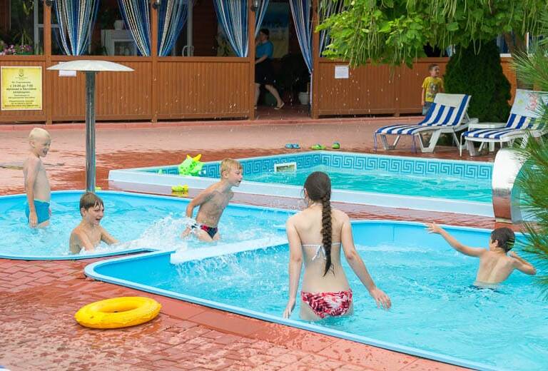 mercury-pool-12