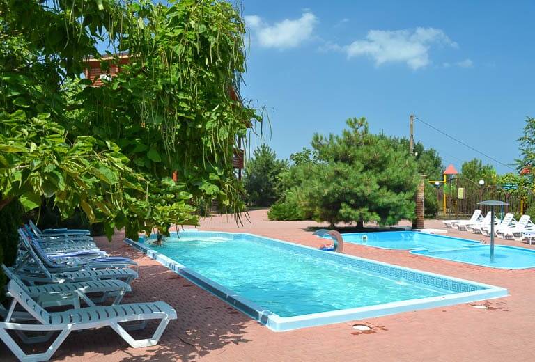 mercury-pool-22